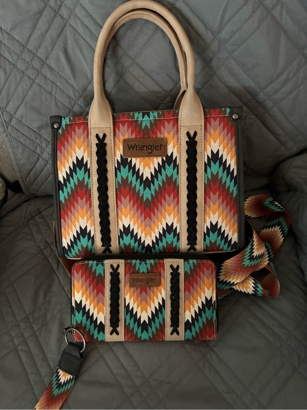 Wrangler Teal, Red and Tan Aztec Tote with Matching Wallet